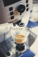 Кофемашина автоматическая DeLonghi ECAM 21.117.SB серебристый/черный, исп. кофе - зерновой/молотый, 1.8 л, 1450 Вт, 15 бар 19