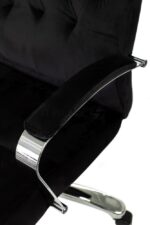 Кресло руководителя Бюрократ T-9928SL Fabric черный Italia Black, крестов. металл хром 16