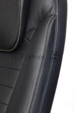 Кресло Бюрократ T-9923WALNUT/BLACK черный, кожа 18
