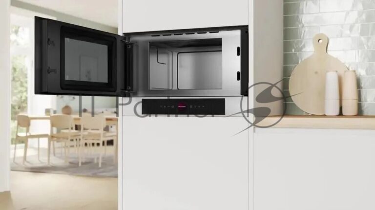 Микроволновая печь встраиваемая Bosch BFL7221W1 белый, 21 л, 900 Вт, переключатели - поворотный механизм/сенсор 1