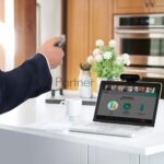 Презентер Logitech Spotlight R-R0011 серый, Bluetooth, кнопки - 3 6