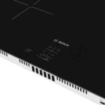 Индукционная варочная панель Bosch PUG61KAA5E черный 2